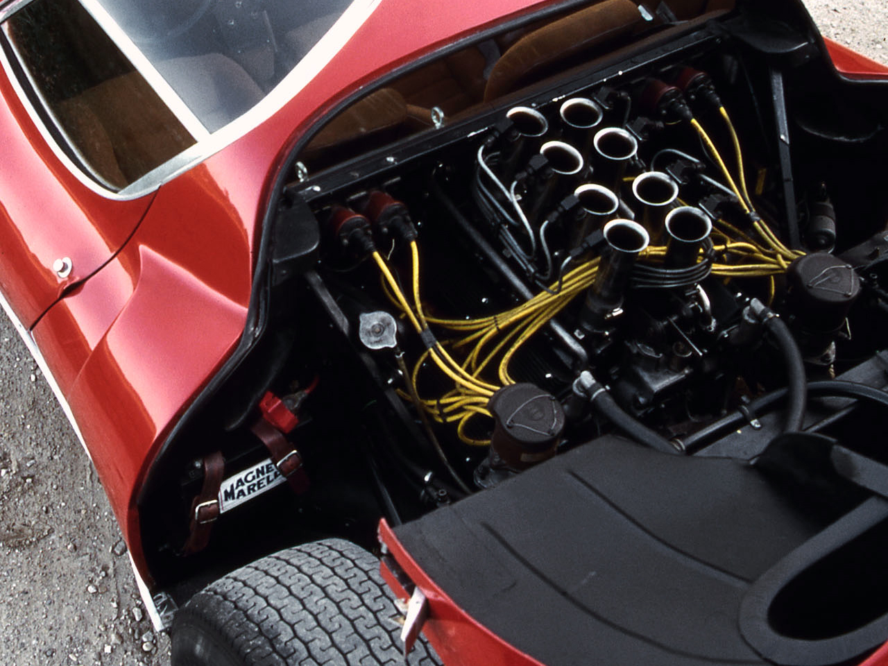 Alfa Romeo 33 Stradale motor
