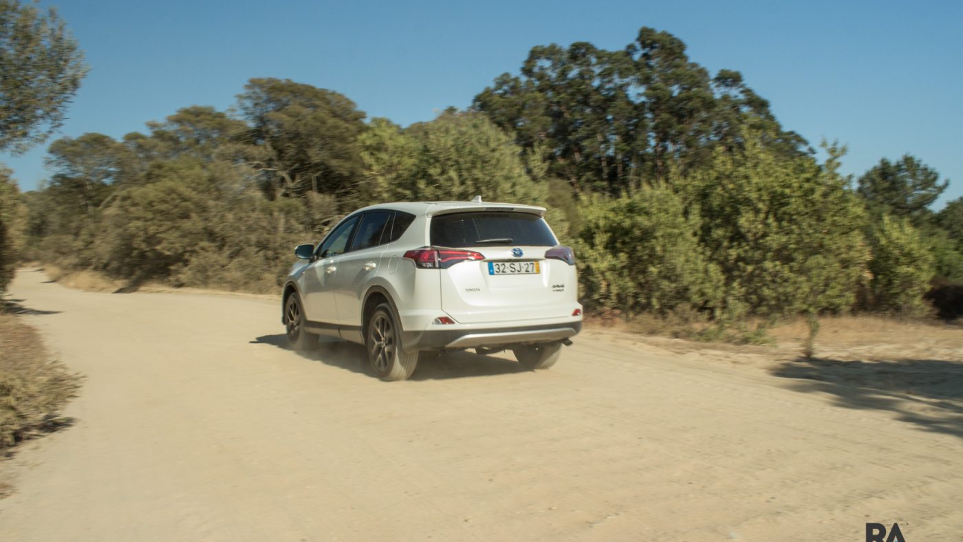 Toyota_rav4_hibrido