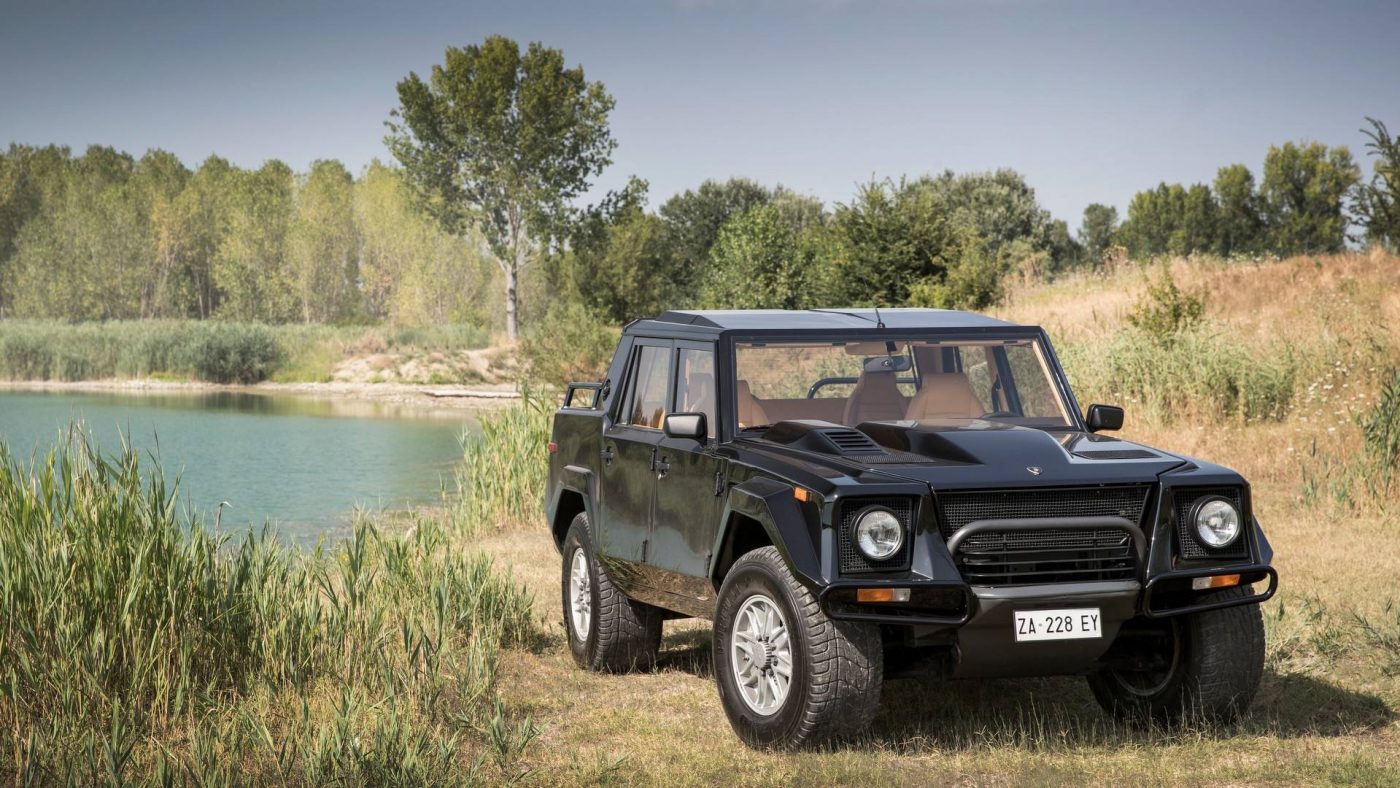 Lamborghini LM002