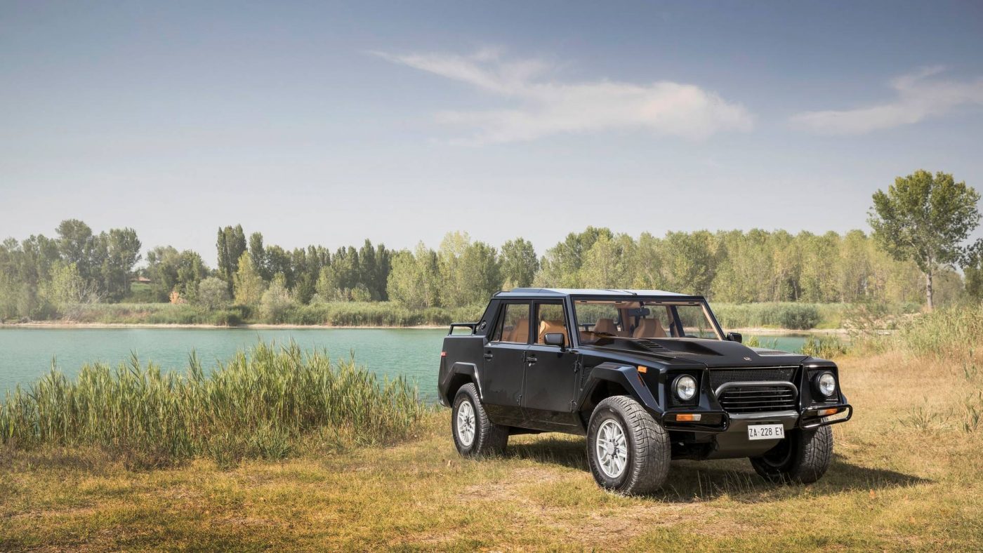 Lamborghini LM002