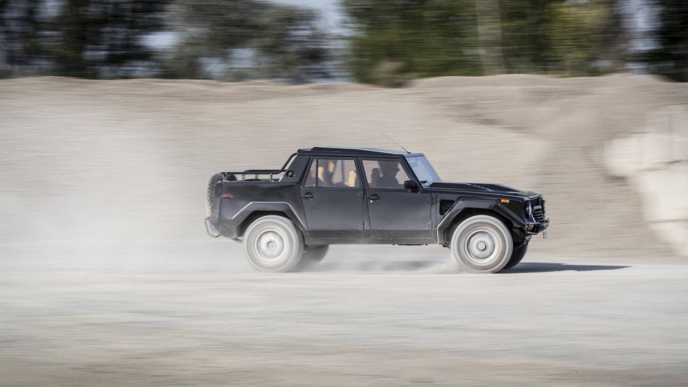 Lamborghini LM002