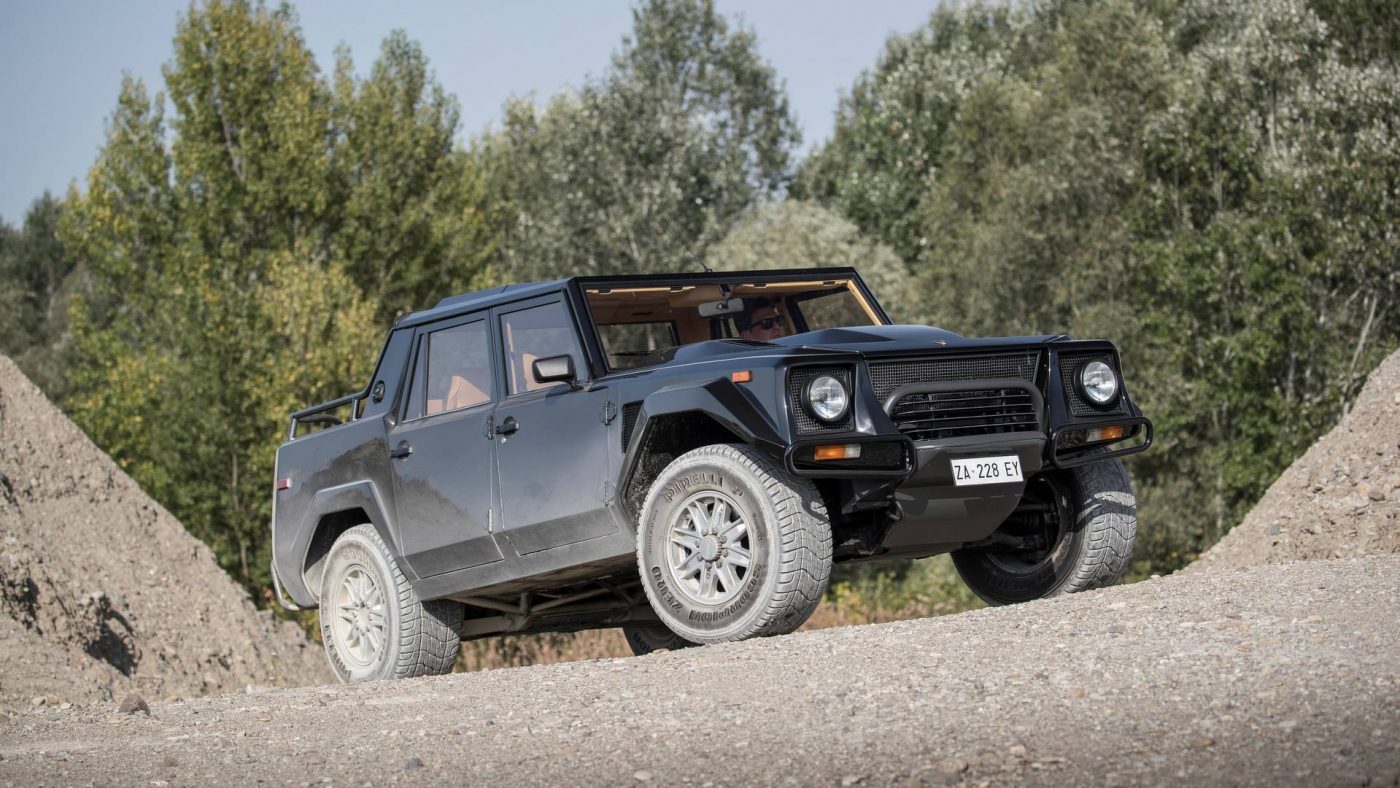 Lamborghini LM002