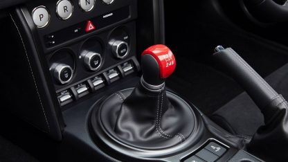 Toyota GR HV Sports tem uma caixa automática que parece uma manual 2017_toyota-gr-hv-sports-concept_10-416x234