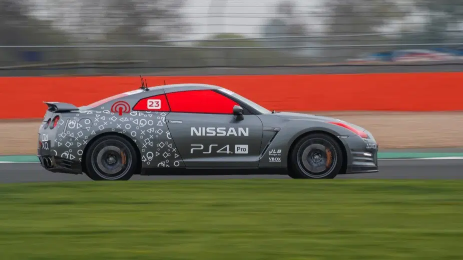 Nissan GT-R /C
