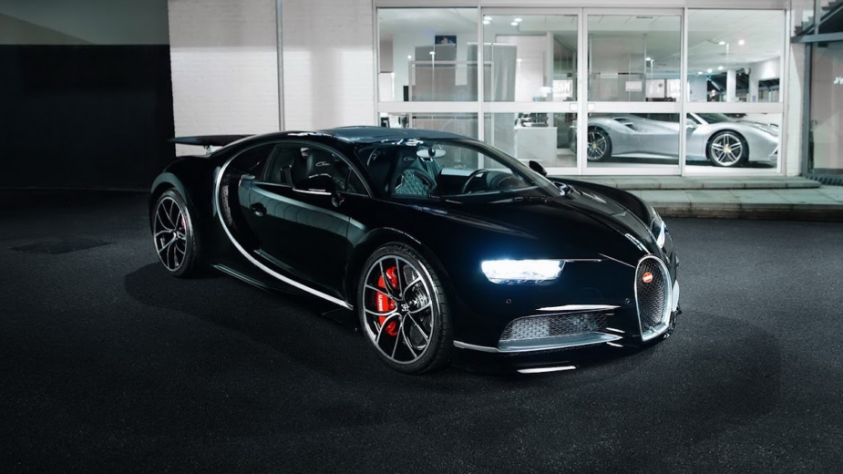 Bugatti Chiron - Romans International
