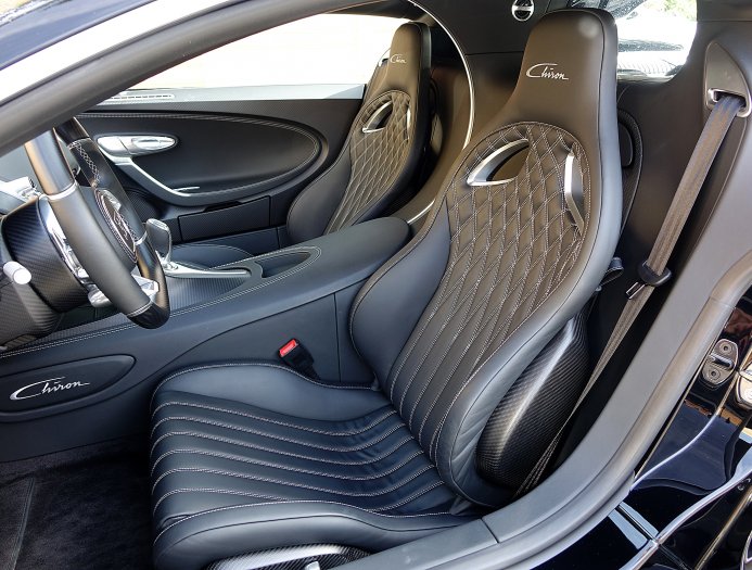 Bugatti Chiron interior