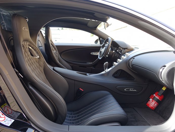 Bugatti Chiron interior