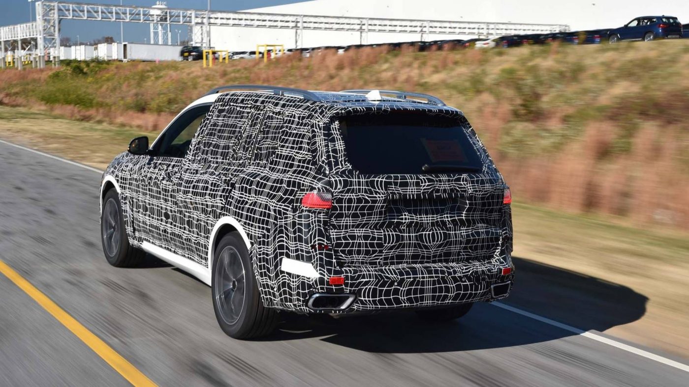 BMW X7 pré-produção, na linha de montagem