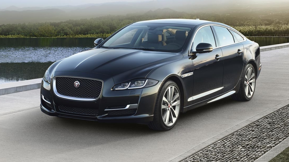 Jaguar XJ