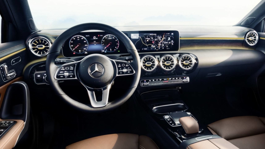 CES 2018 — Interior do Mercedes-Benz Classe A, que estreia o MBUX