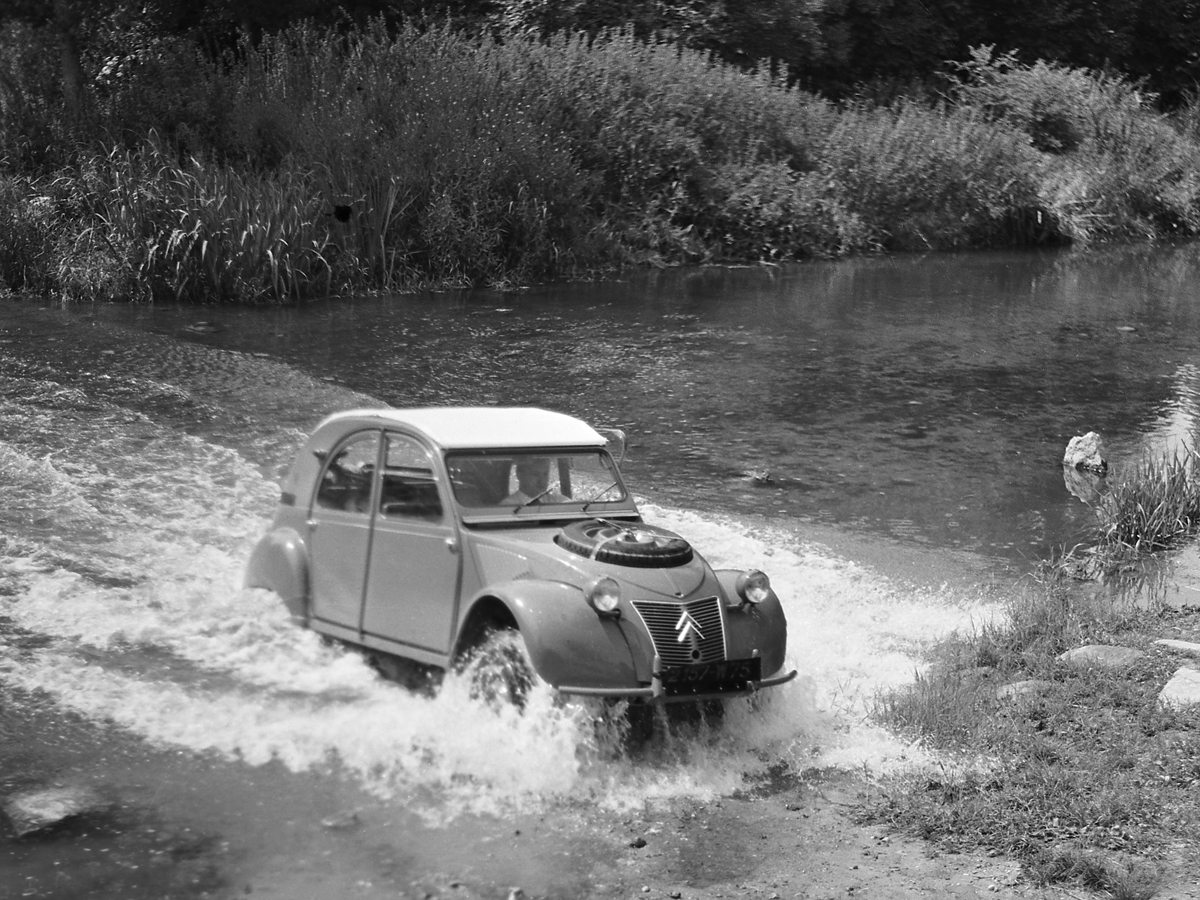 Citroën 2CV Sahara