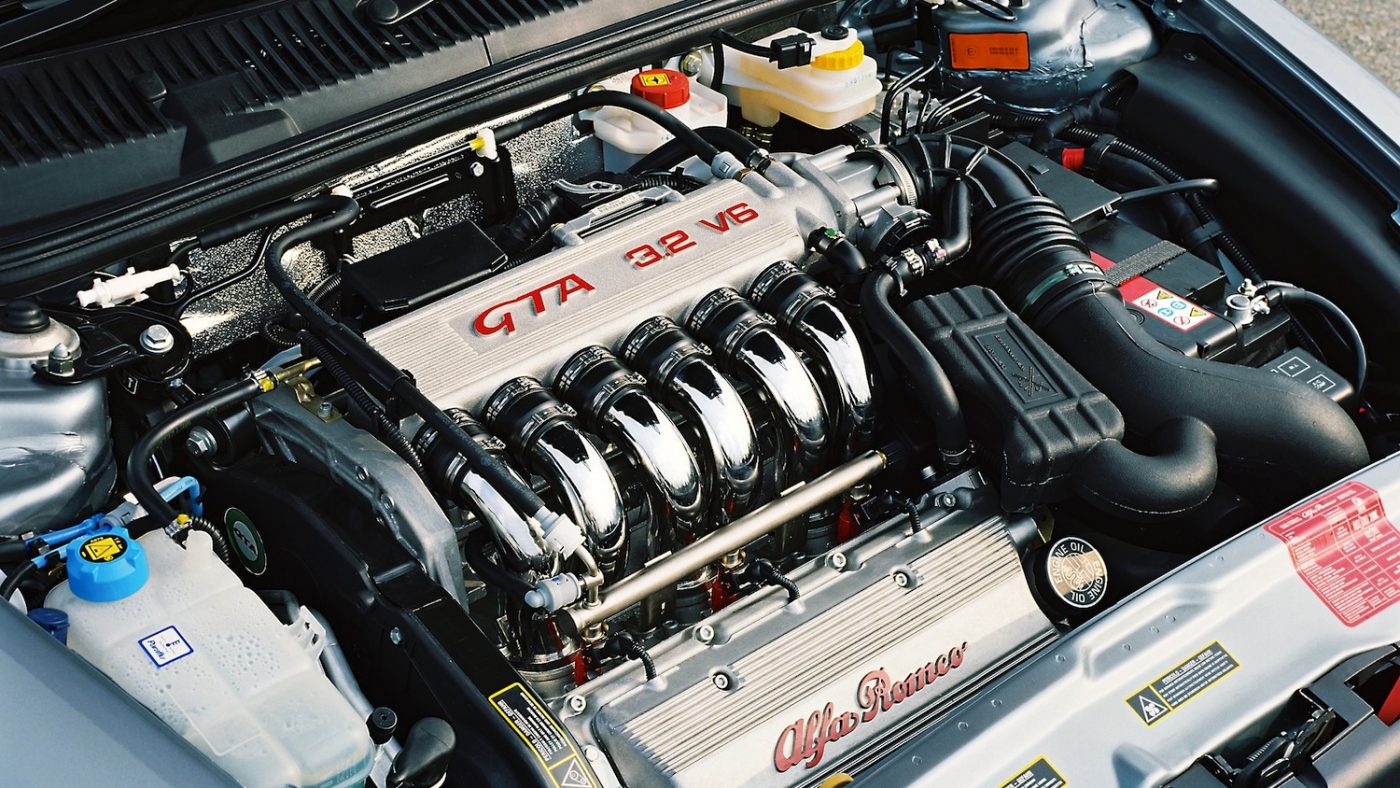 Alfa Romeo 156 GTA — V6 Busso