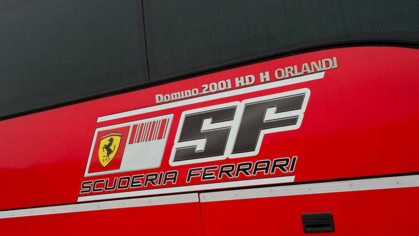 Autocarro Scuderia Ferrari