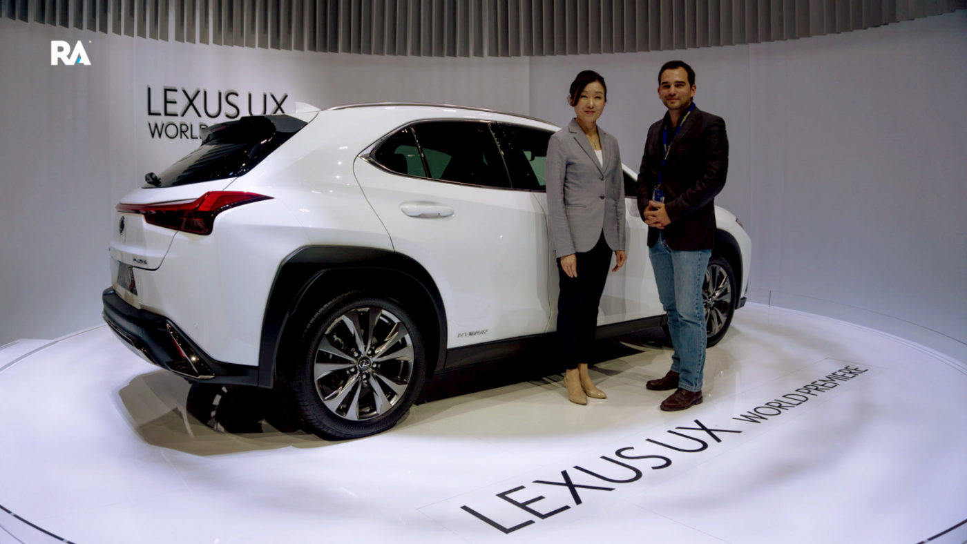 O nosso Guilherme Costa com Chika Kako, diretora de engenharia do Lexus UX