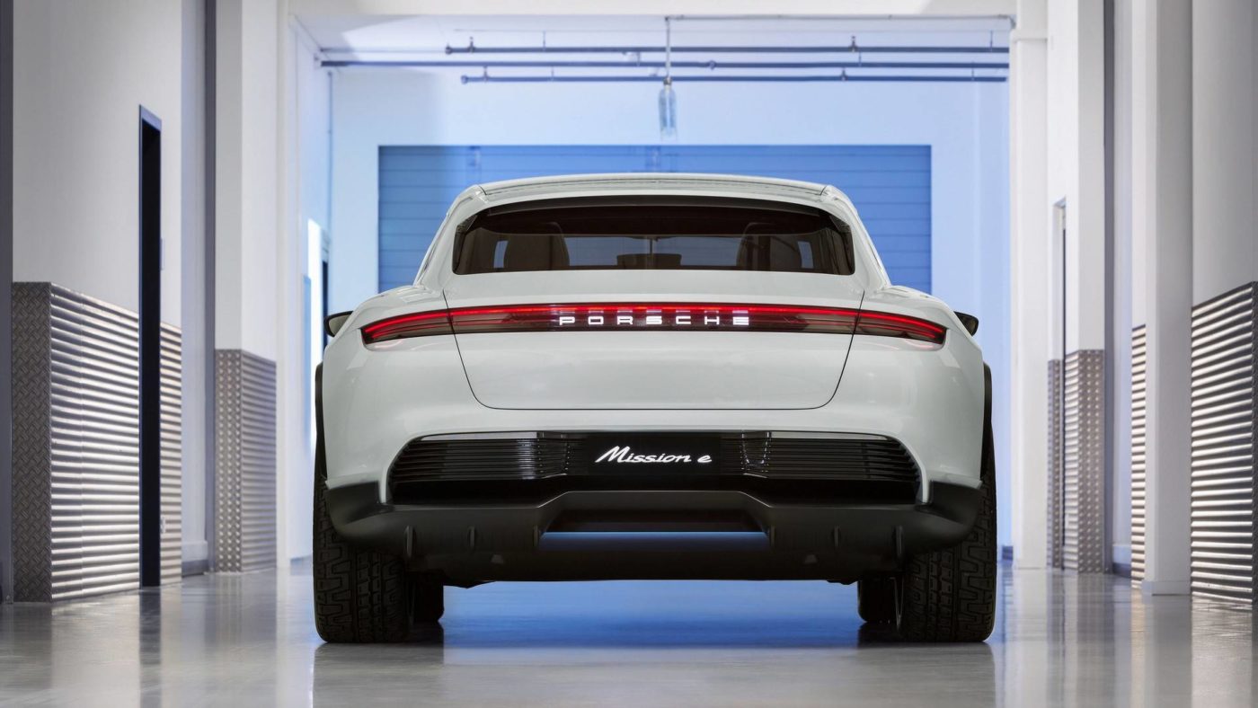 Porsche Mission E Cross Turismo