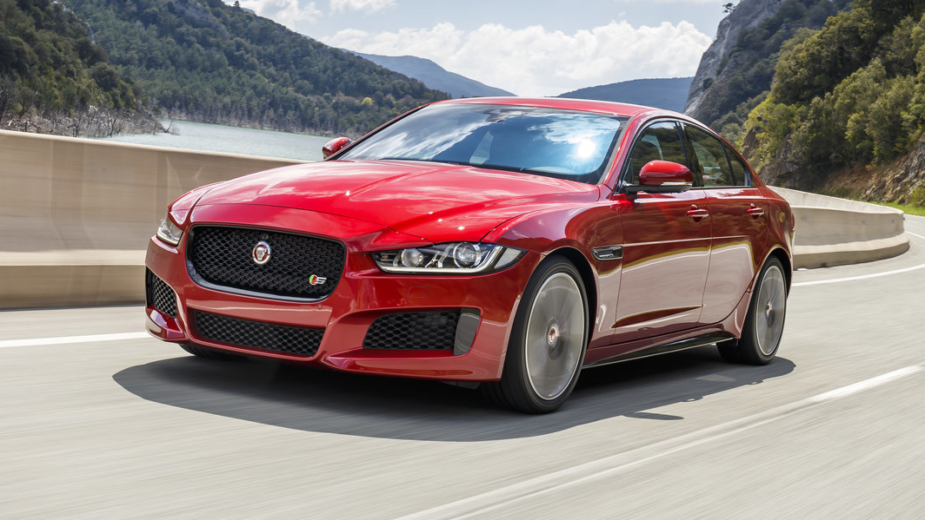 Jaguar XE S