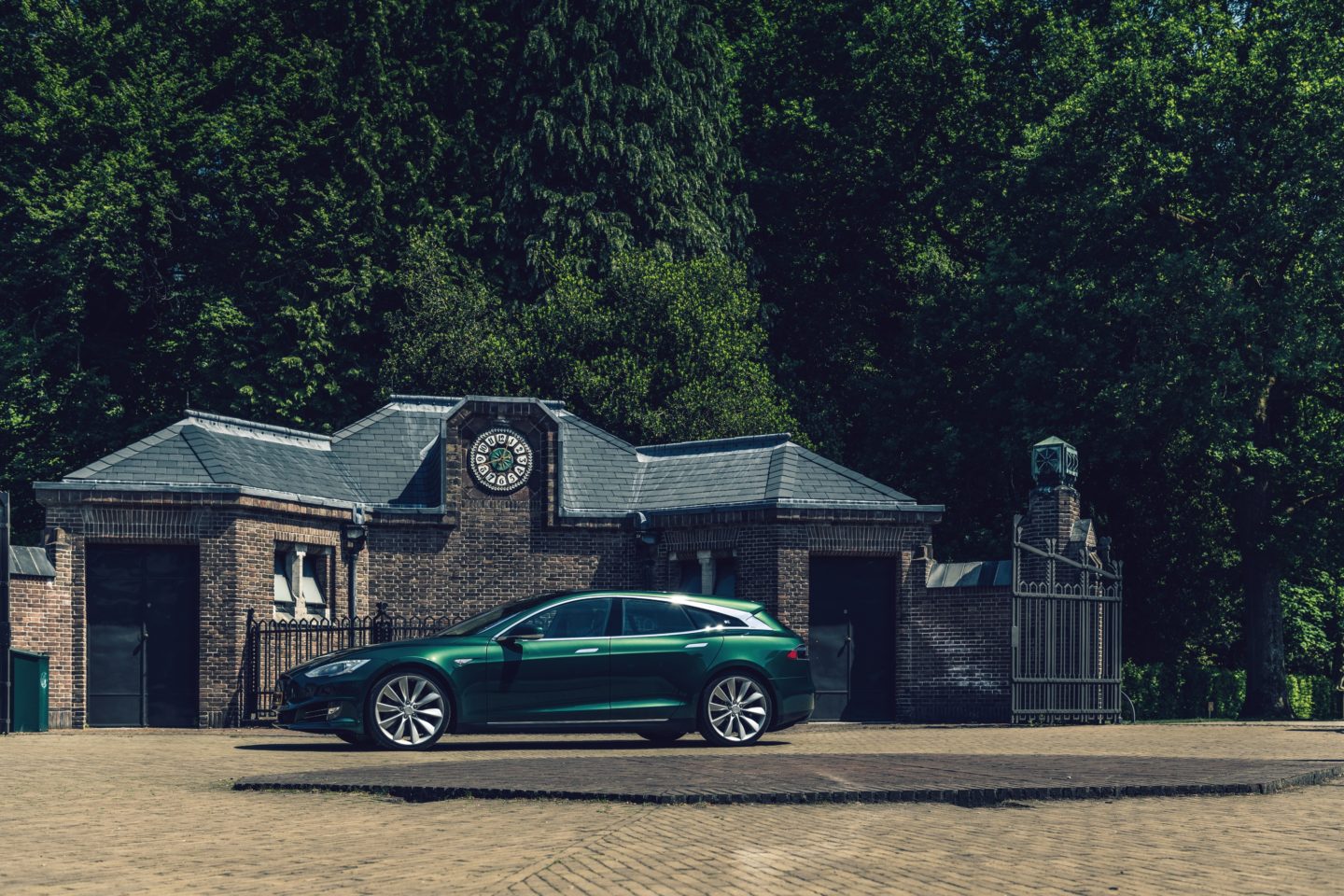 RemetzCar Tesla Model S Shooting Brake 2018