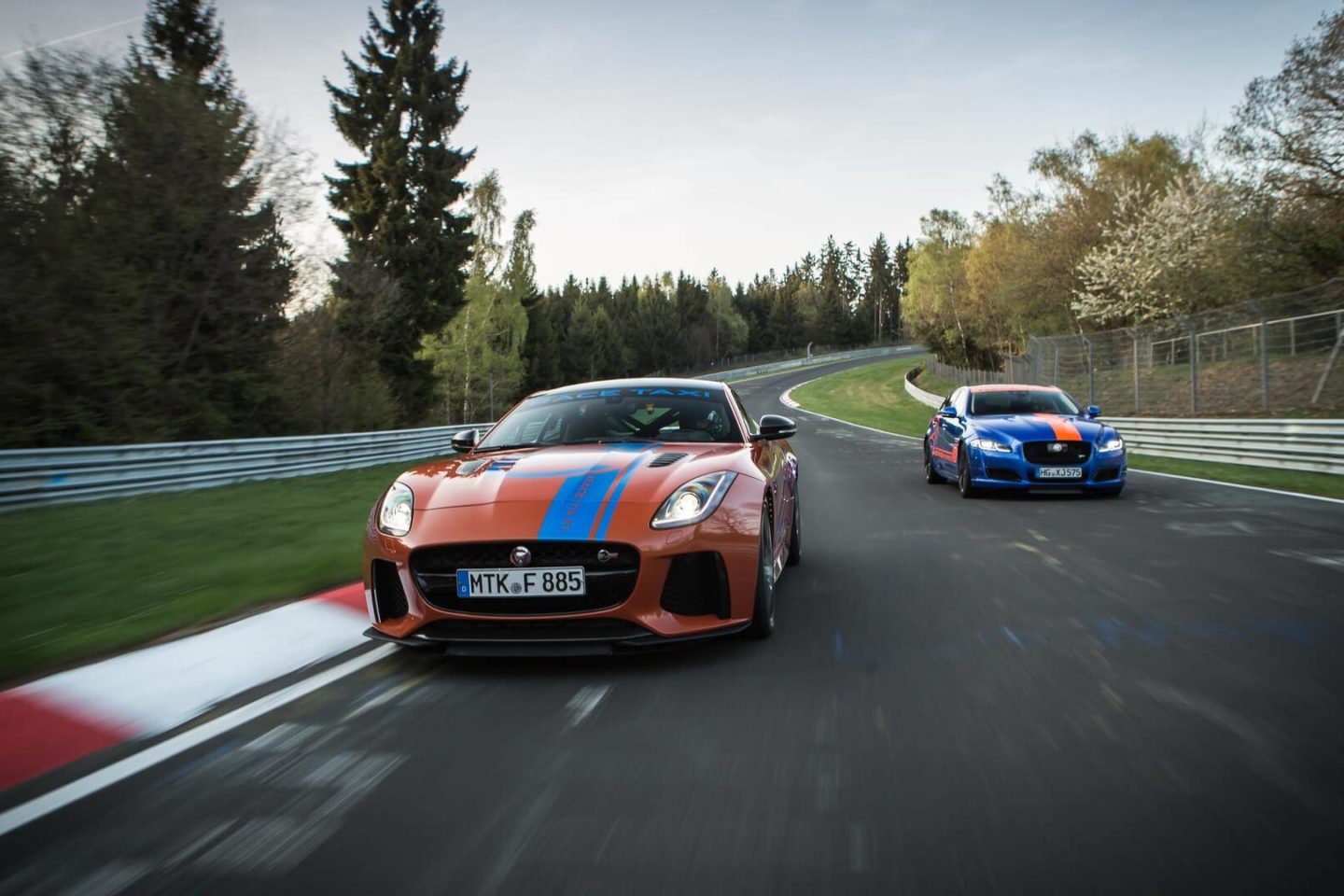 Jaguar XJR575 e F-Type SVR Nürburgring 2018