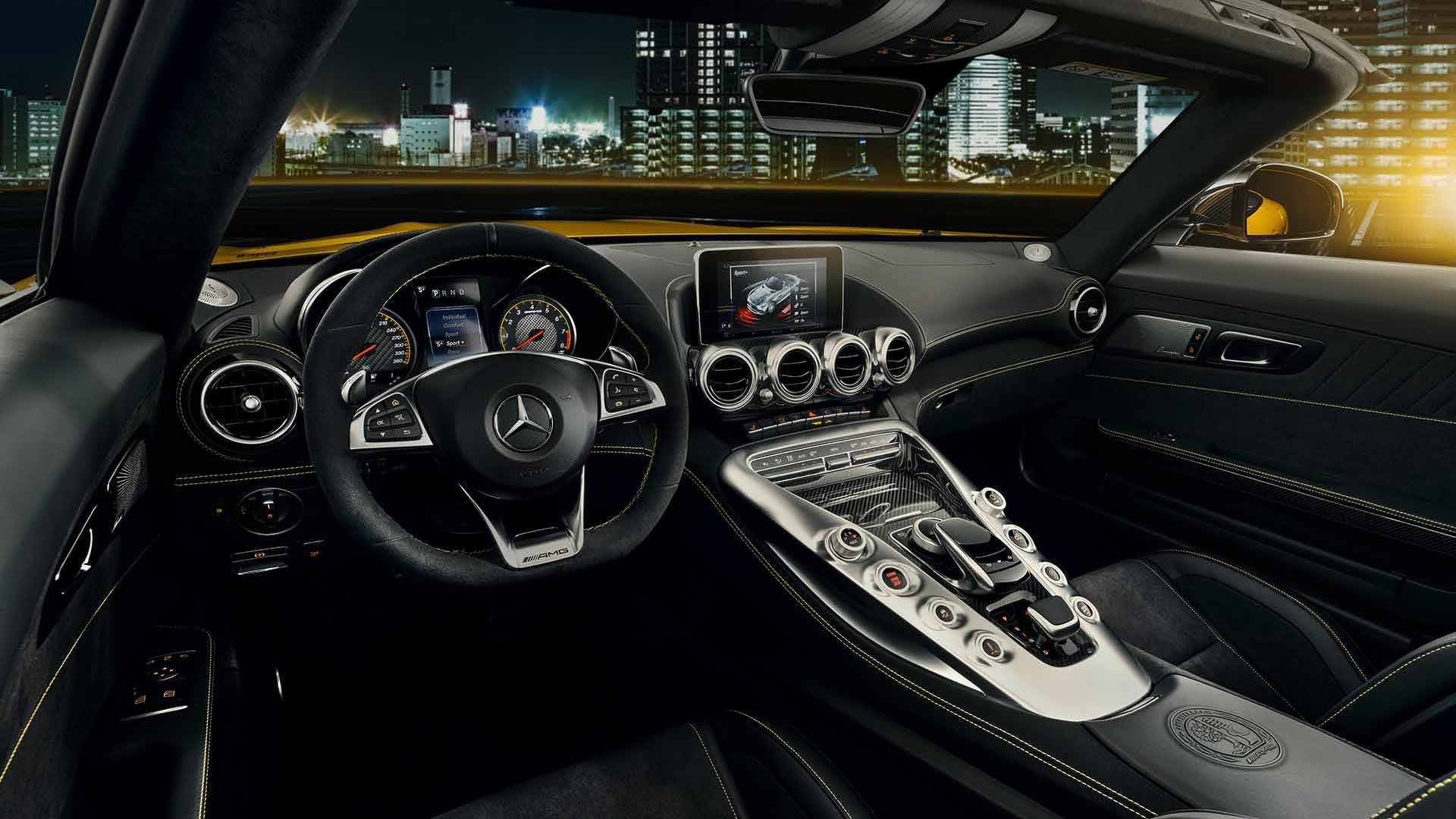 Mercedes-AMG GT S Roadster