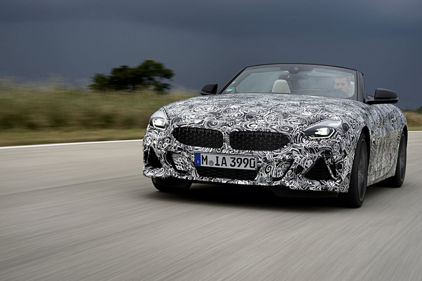 BMW Z4 2019 Camuflado