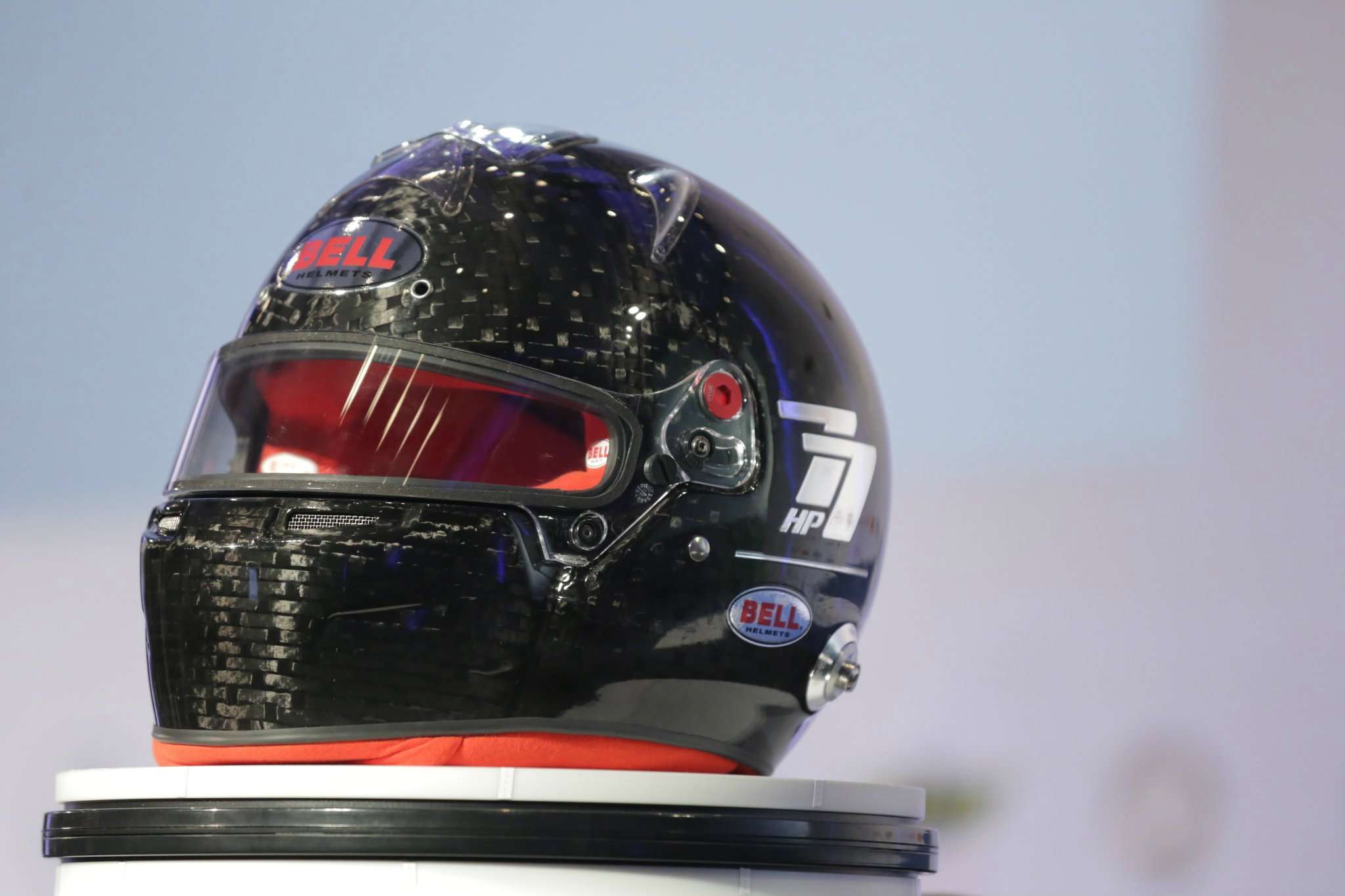 FIA 8860-2018, novo capacete para Fórmula 1