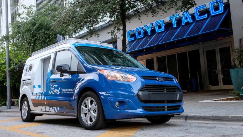 Ford Transit Connect tacos 2018