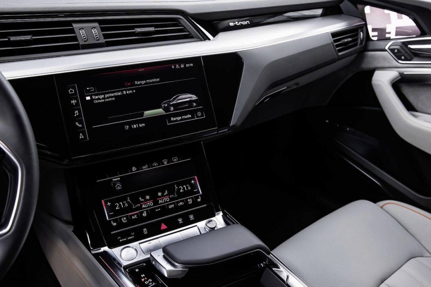 Audi e-tron interior