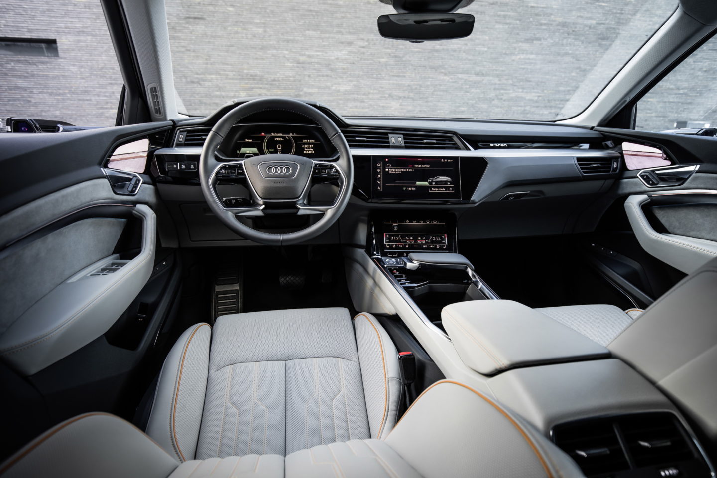 Audi e-tron interior