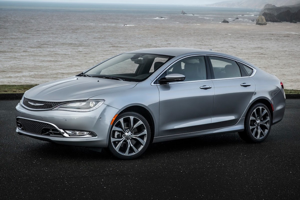 Chrysler 200