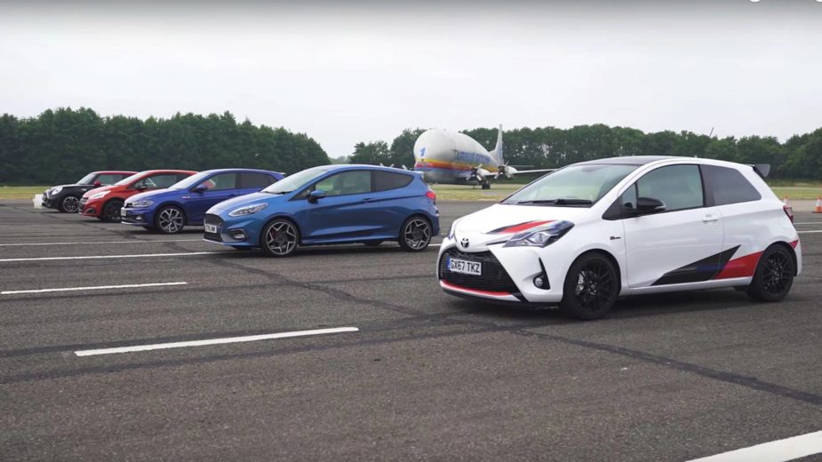 Drag Race — Toyota Yaris GRMN, Peugeot 208 GTI, Ford Fiesta ST, Volkswagen Polo GTI, Mini John Cooper Works