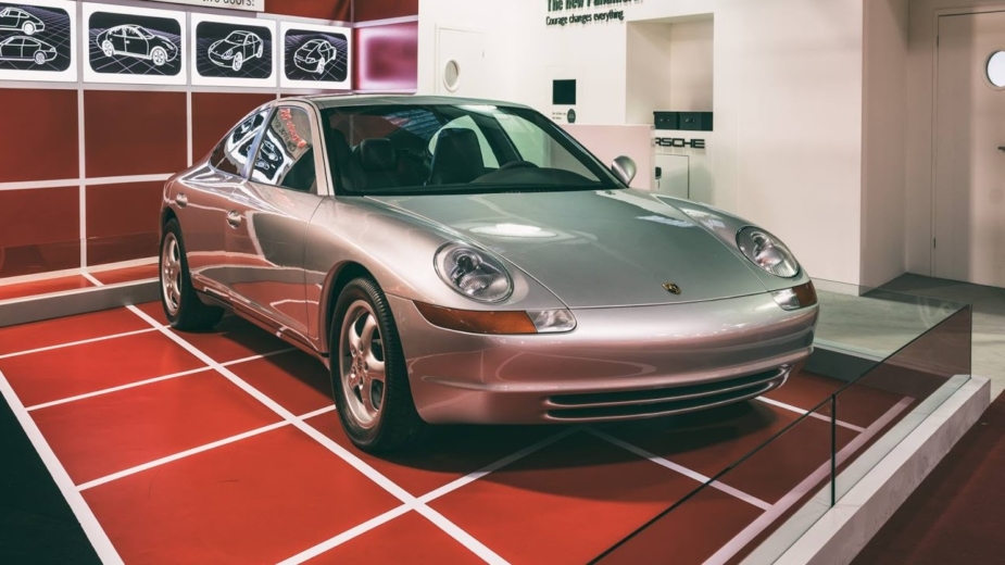 Porsche 989 concept