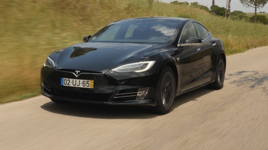 Electric GT: corrida com Model S da Tesla começa em 2018