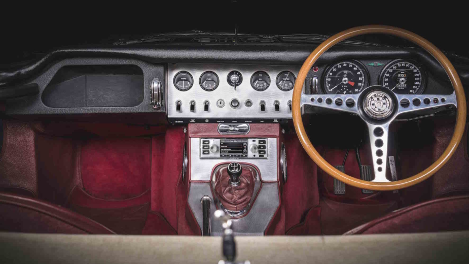 JLR Classic Infotainment 2018