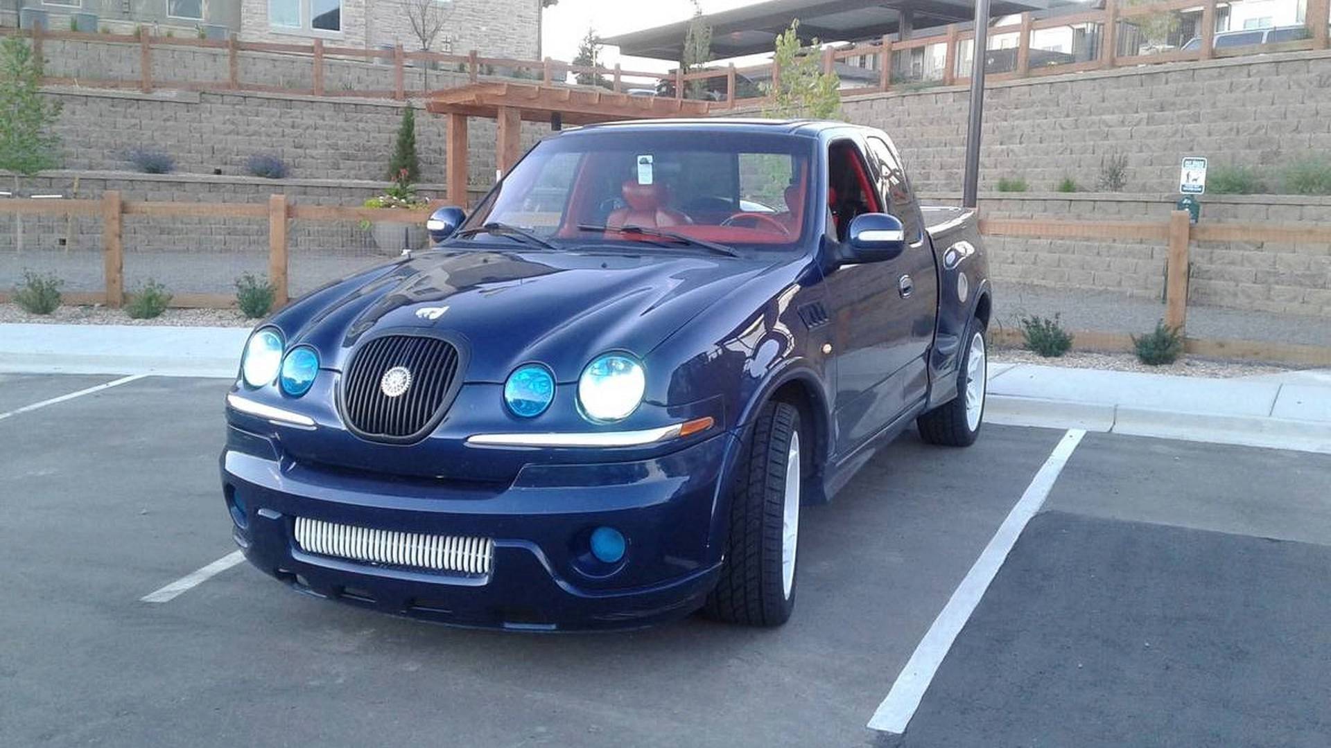 Jaguar pick-up