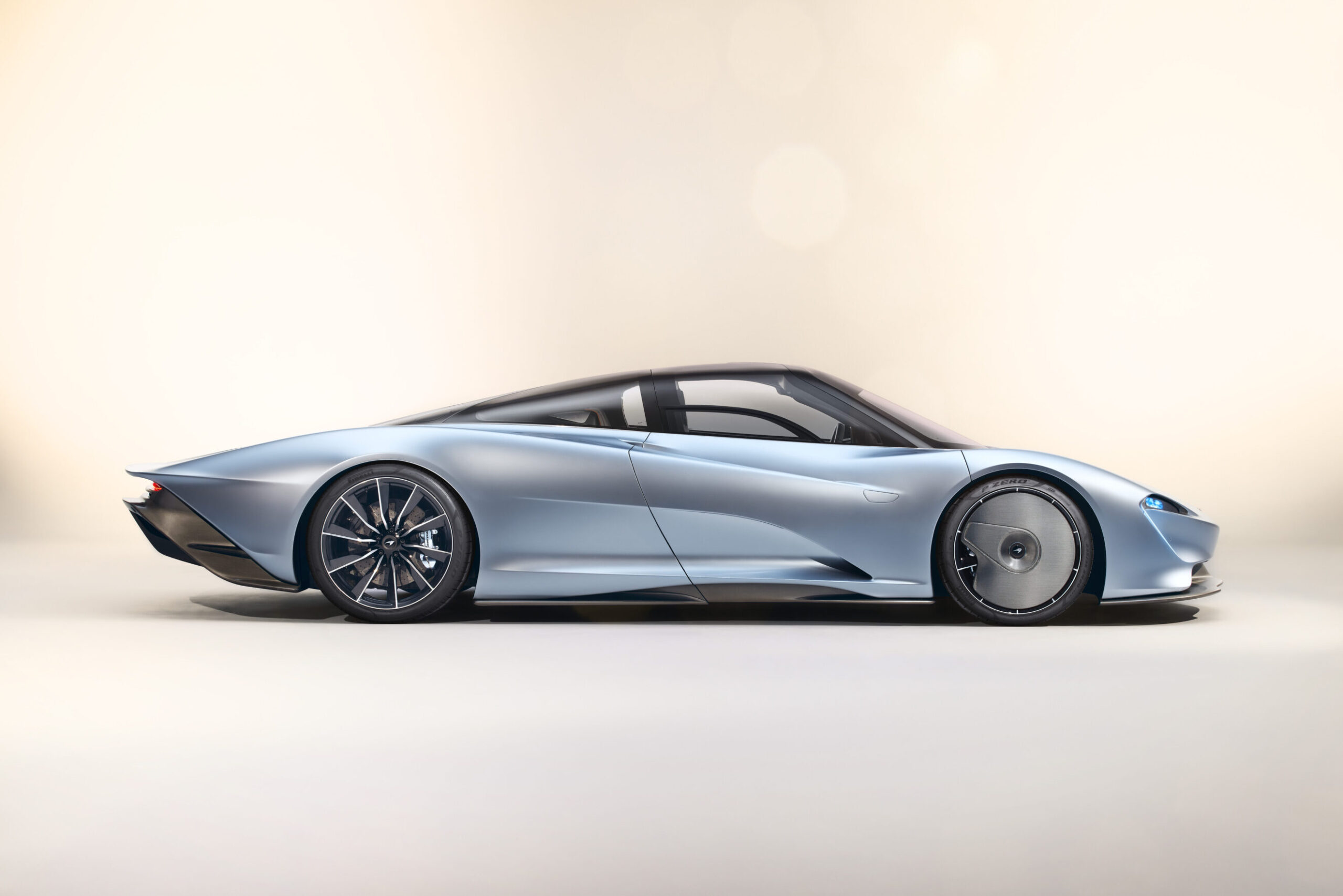 McLaren Speedtail lado