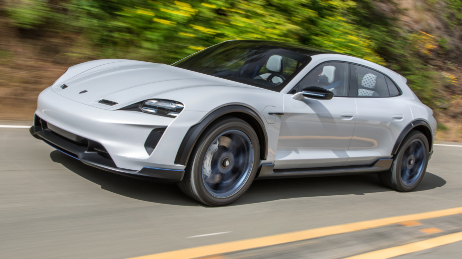 Porsche Mission E Cross Turismo