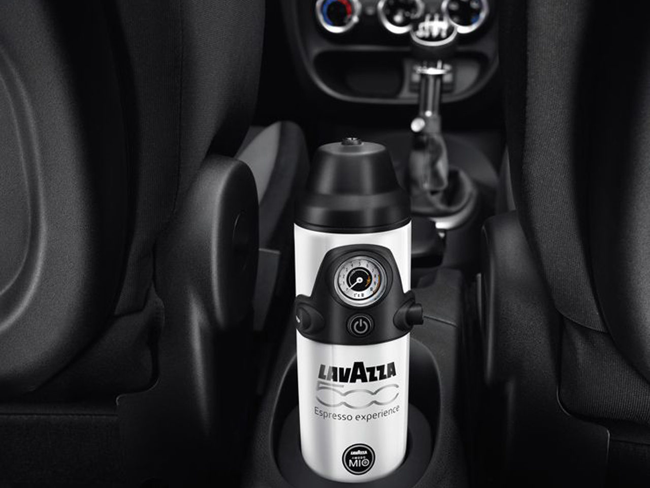 Fiat 500L, máquina de café Lavazza