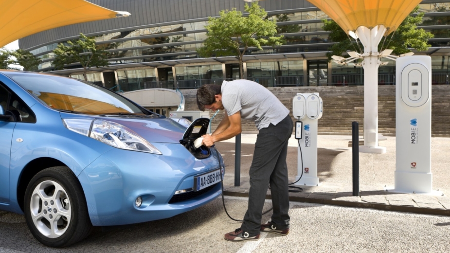 Nissan Leaf, Posto de carregamento