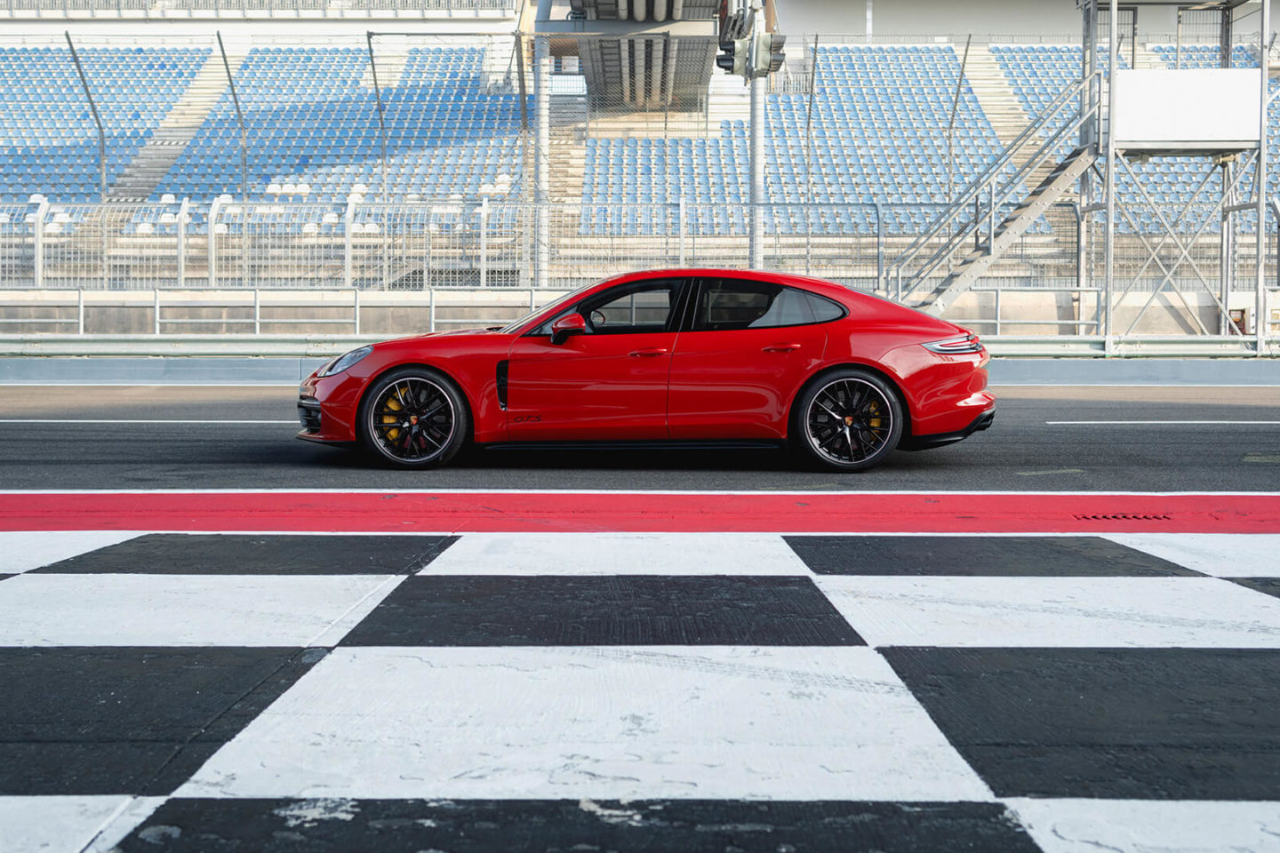 Porsche Panamera GTS