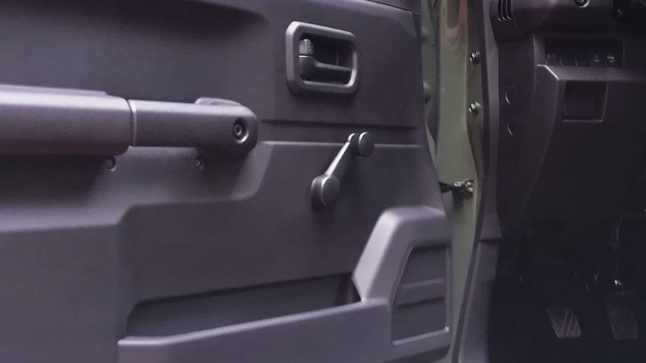 porta do Suzuki Jimny