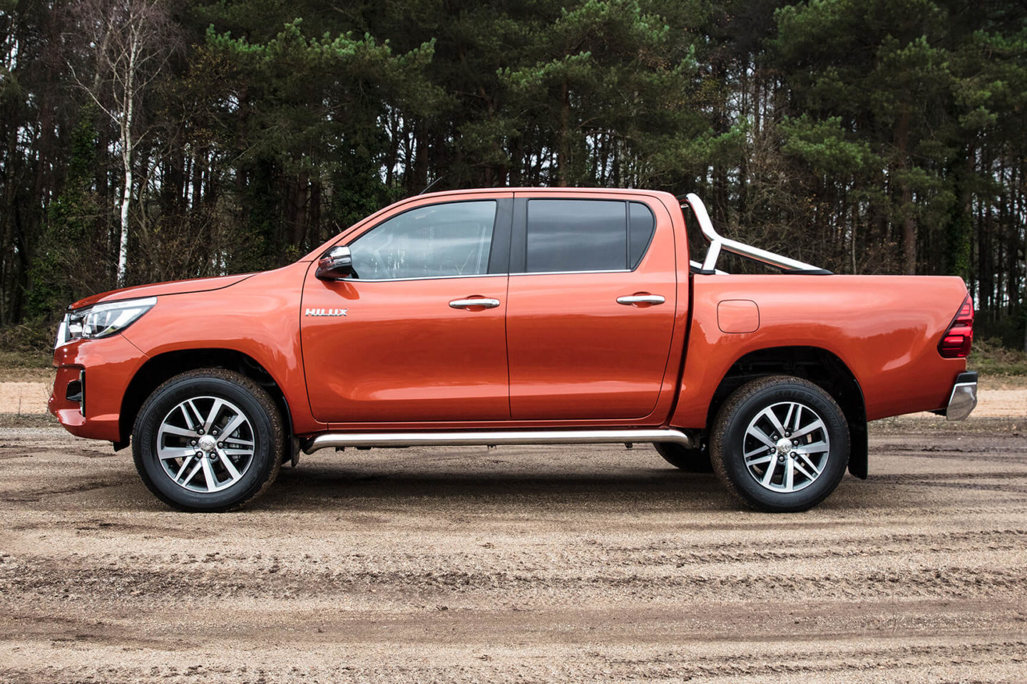 Toyota Hilux Premium Edition