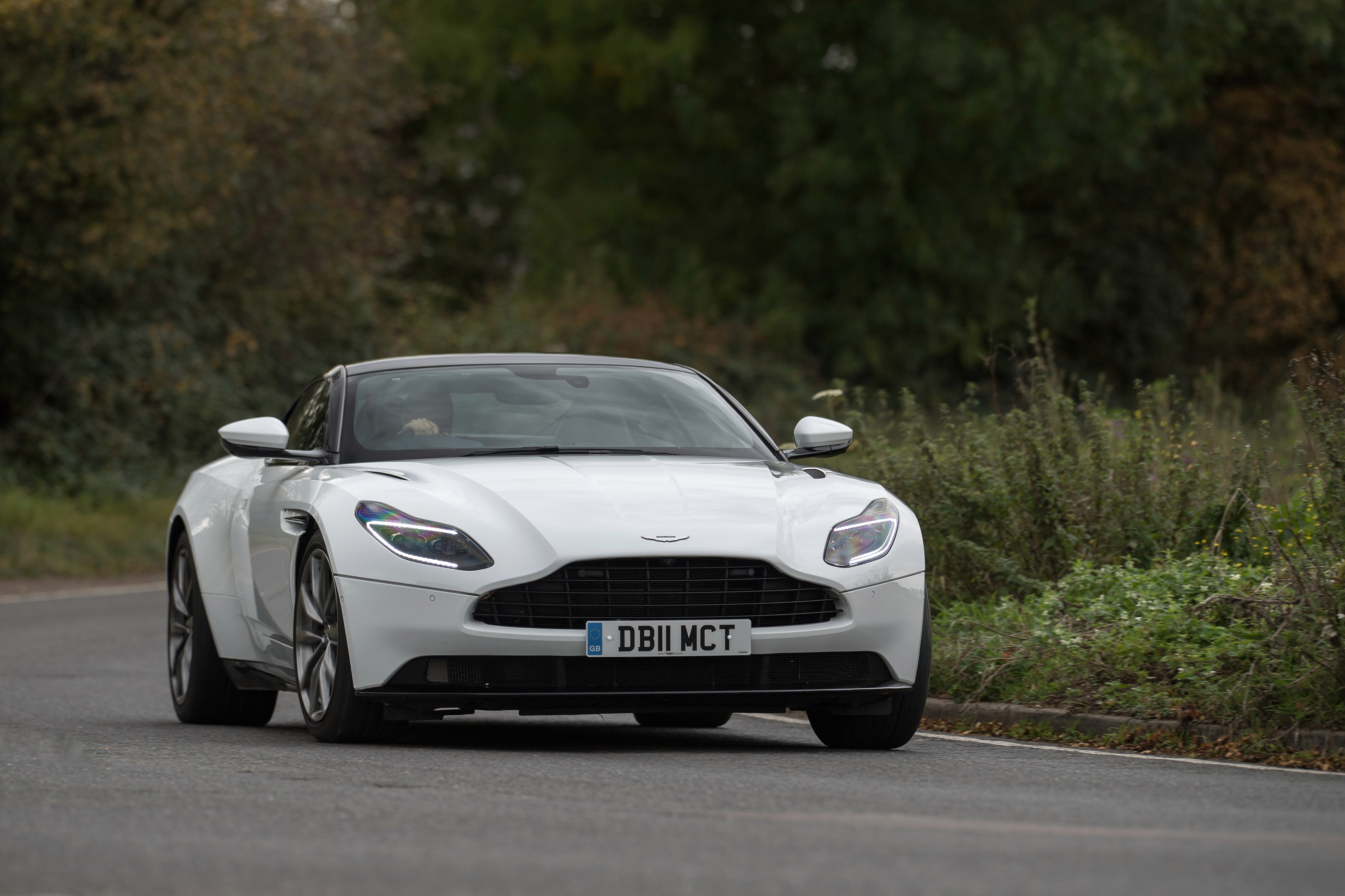 Aston Martin DB11