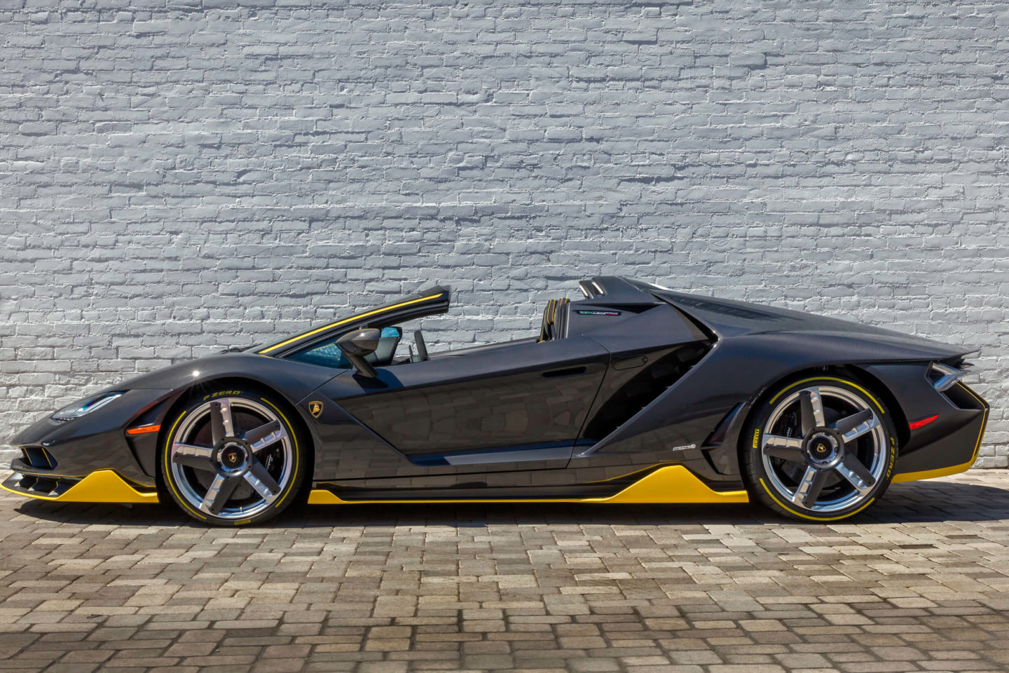 Lamborghini Centenario Roadster