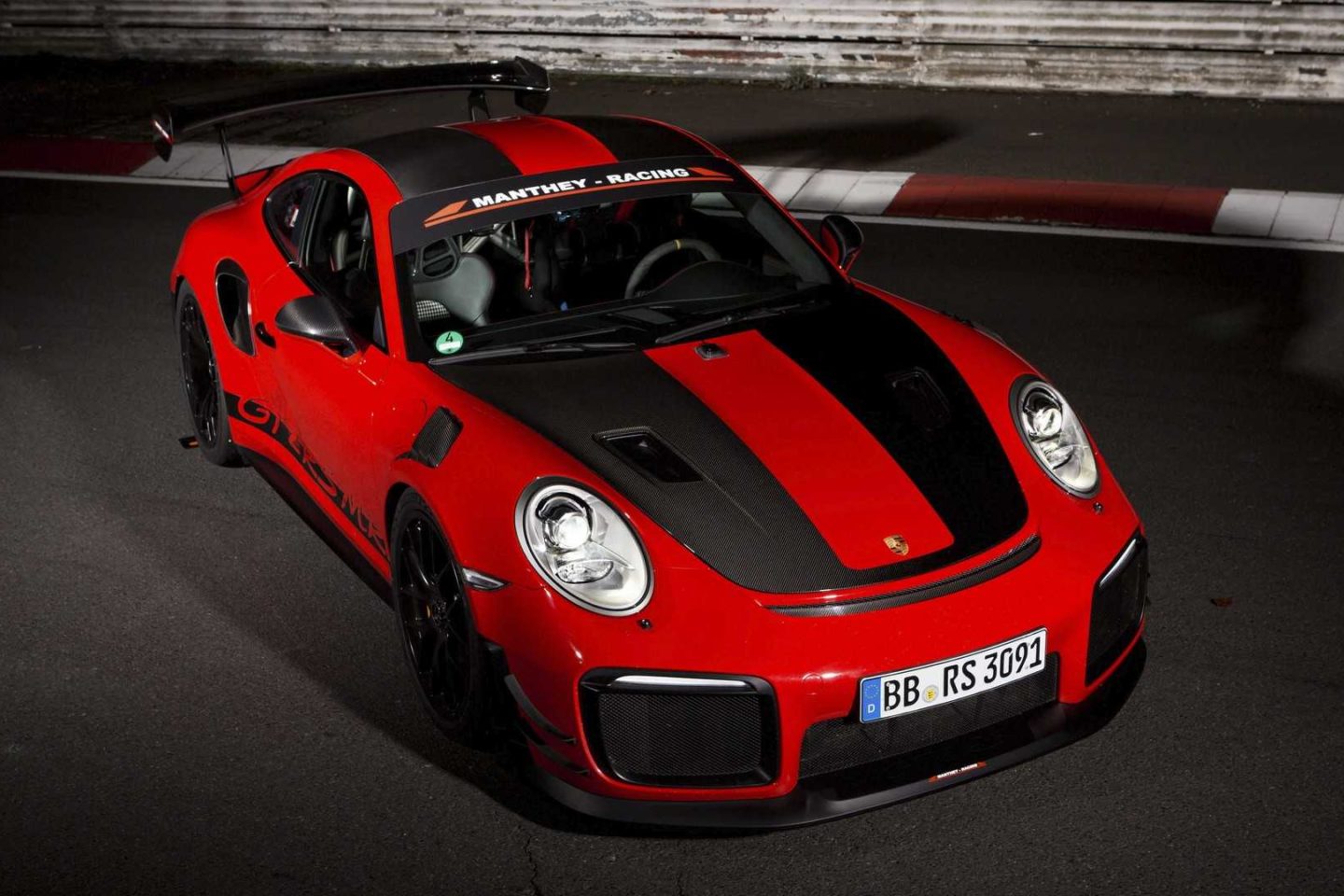 Porsche 911 GT2 RS