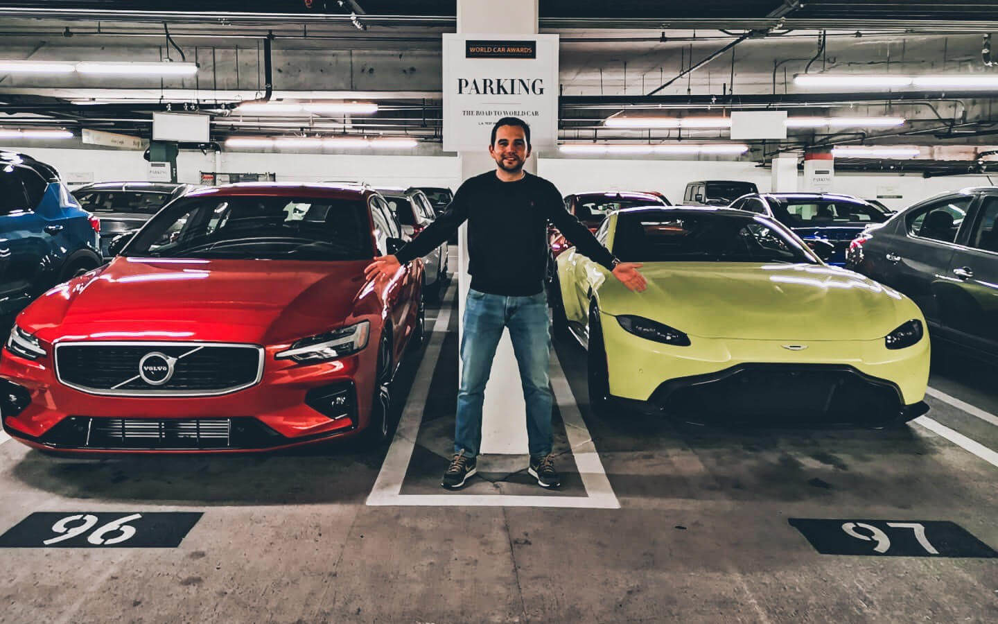 World Car Awards — Volvo S60 e Aston Martin Vantage com Guilherme Costa
