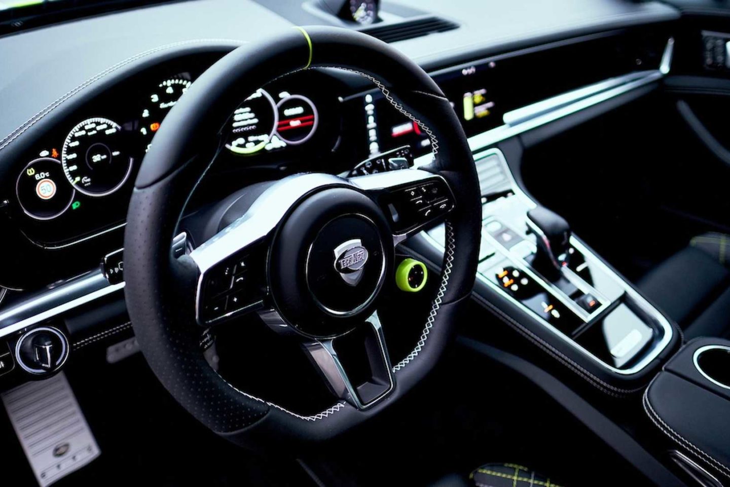 Porsche Panamera Turbo S E-Hybrid Sport Turismo by TechArt