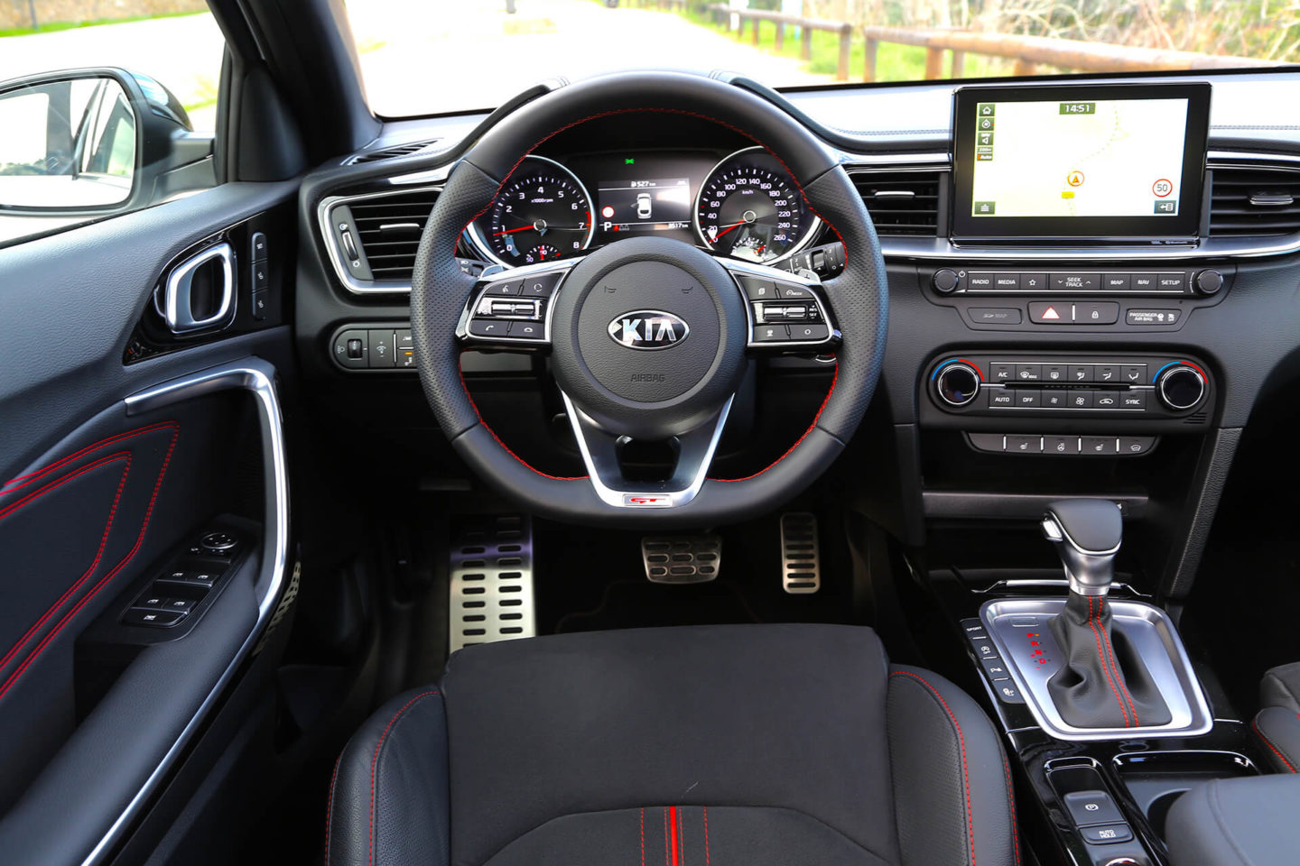 Kia Proceed