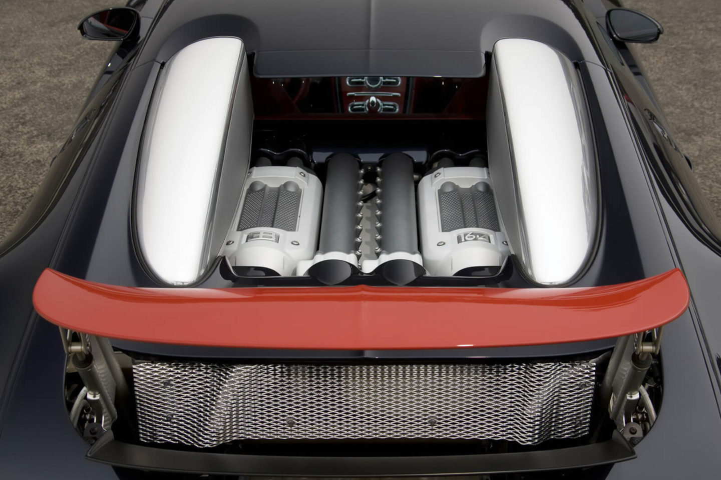 Motor W16 do Bugatti Veyron