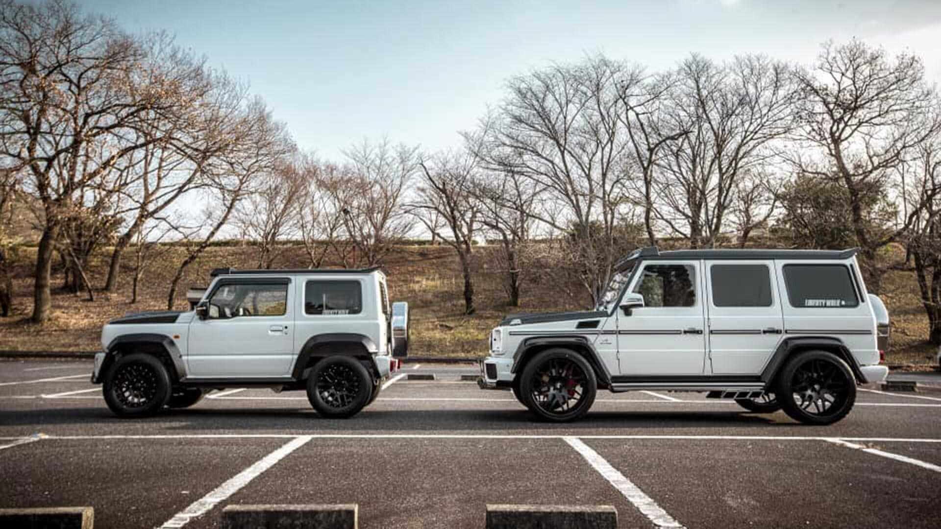 Suzuki Jimny e Mercedes-Benz Classe G Liberty Wall