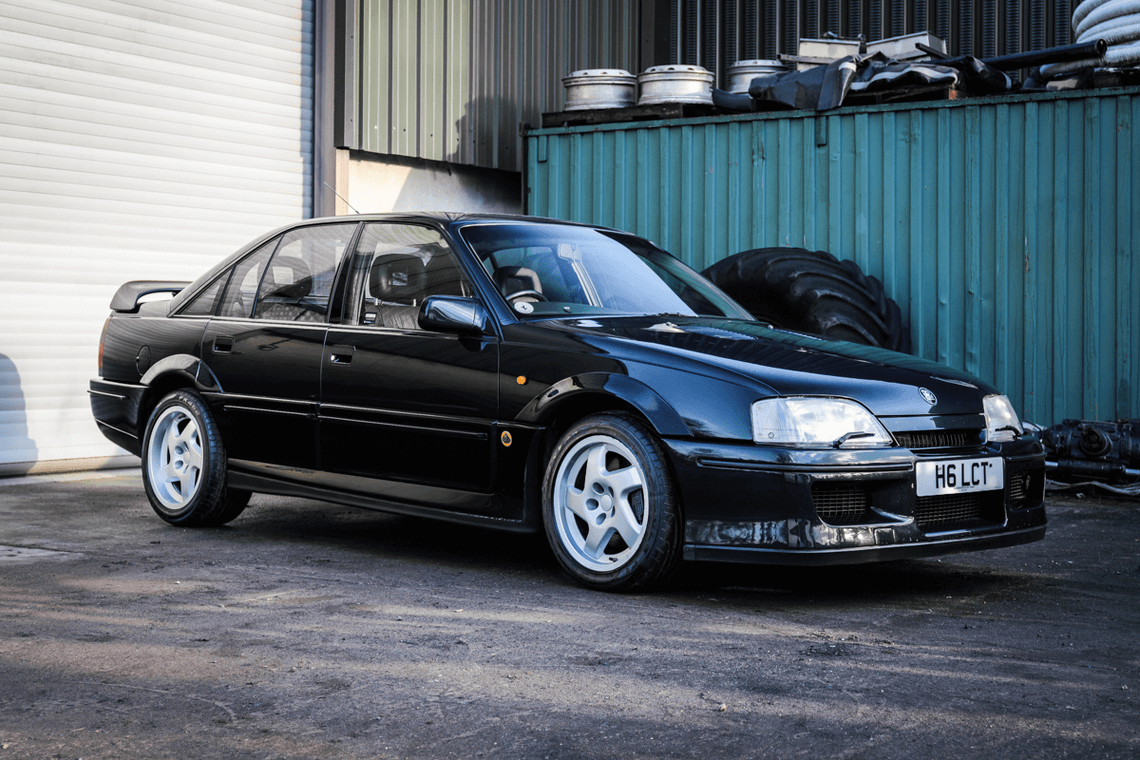 Lotus Carlton